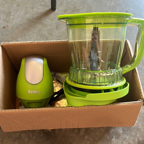 Ninja Kitchen New Shark Ninja Storm Blenderchopper Lime Green